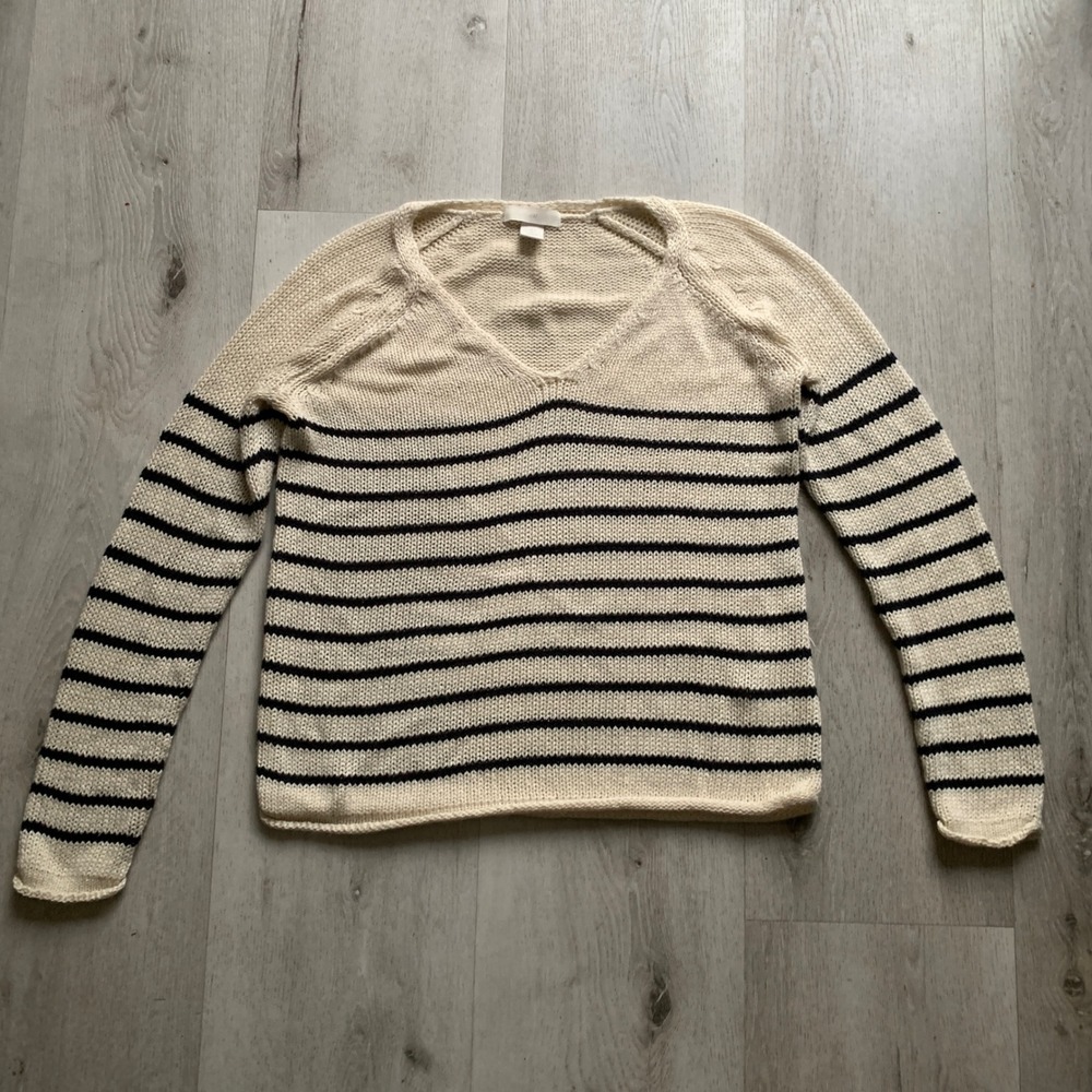 HM Women Cream Navy Blue Striped V-N Raglan Knit Sweater Small Coastal Nautical